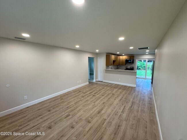 Foto del edificio - 532 Sheridan Ave