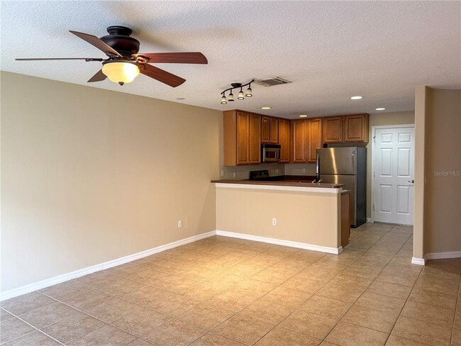 Foto del edificio - 4117 Pitch Pine Cir