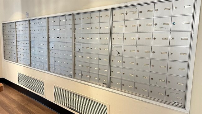 Foto del edificio - 1025 Hancock St