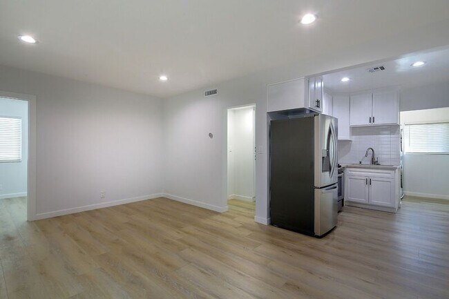 Building Photo - 7323 Valmont St