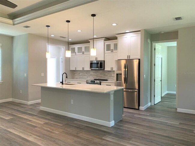 Foto del edificio - 7410 Ellis Ln