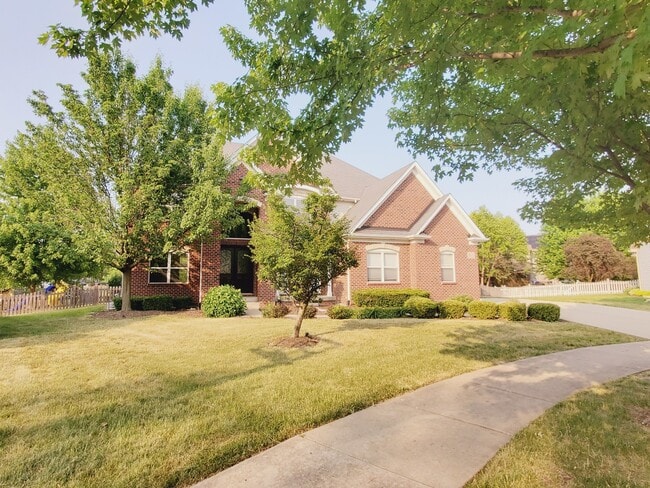 Building Photo - 26513 Silverleaf Dr