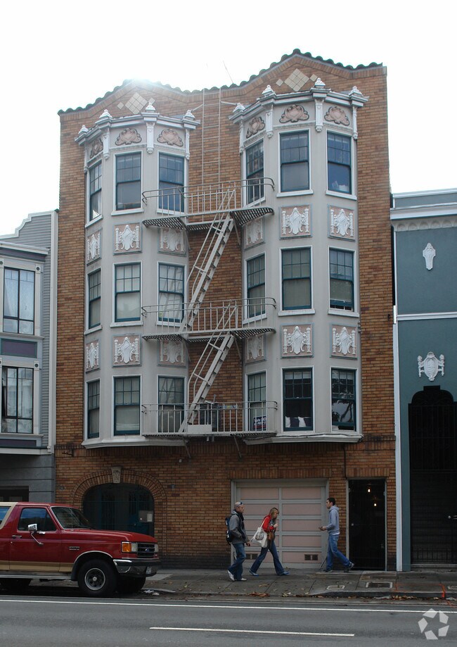 Building Photo - 1133 Fell St