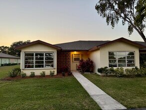 Building Photo - 1707 N Dovetail Dr
