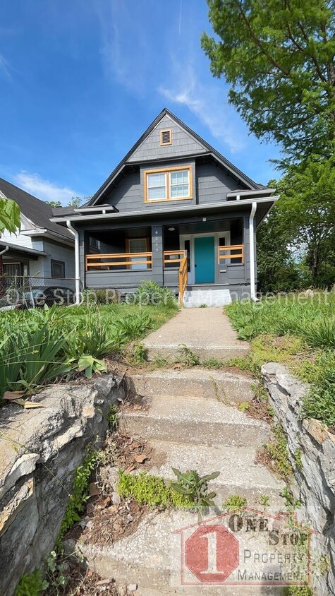 Primary Photo - Charming 3-bedroom, 2-bath home in Kansas ...