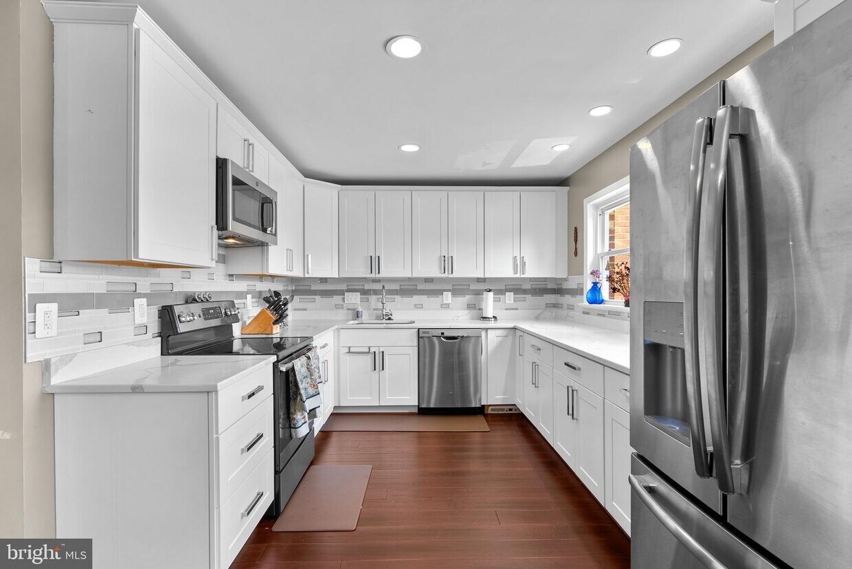 1568 Westmoreland St, McLean, VA 22101 Townhouse for Rent in McLean, VA