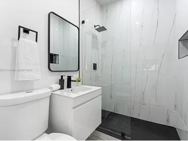 Foto del edificio - 1720 SW 73rd Ave