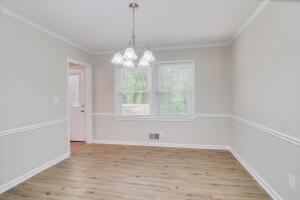 Foto del edificio - 1224 Wood Valley Rd