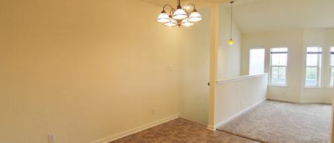 Foto del edificio - 1270 Hillcrest Dr