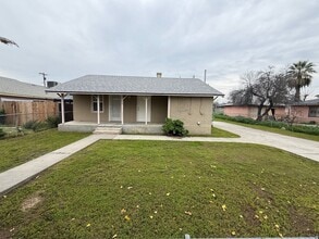 Building Photo - 2266 S Eunice Ave