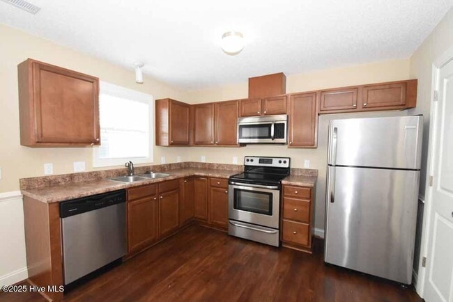 Building Photo - 128 Chandler Dr