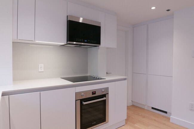 Building Photo - 3455 Rue Aylmer