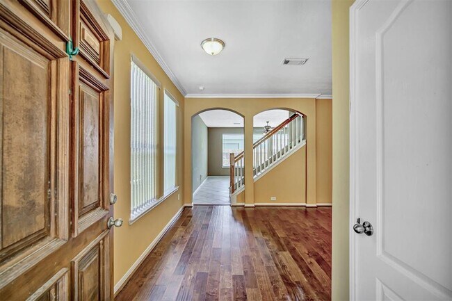 Building Photo - 5314 Brookway Dr