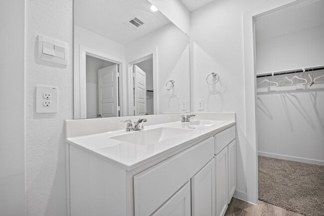 Building Photo - 10206 Penryn Frst Trl