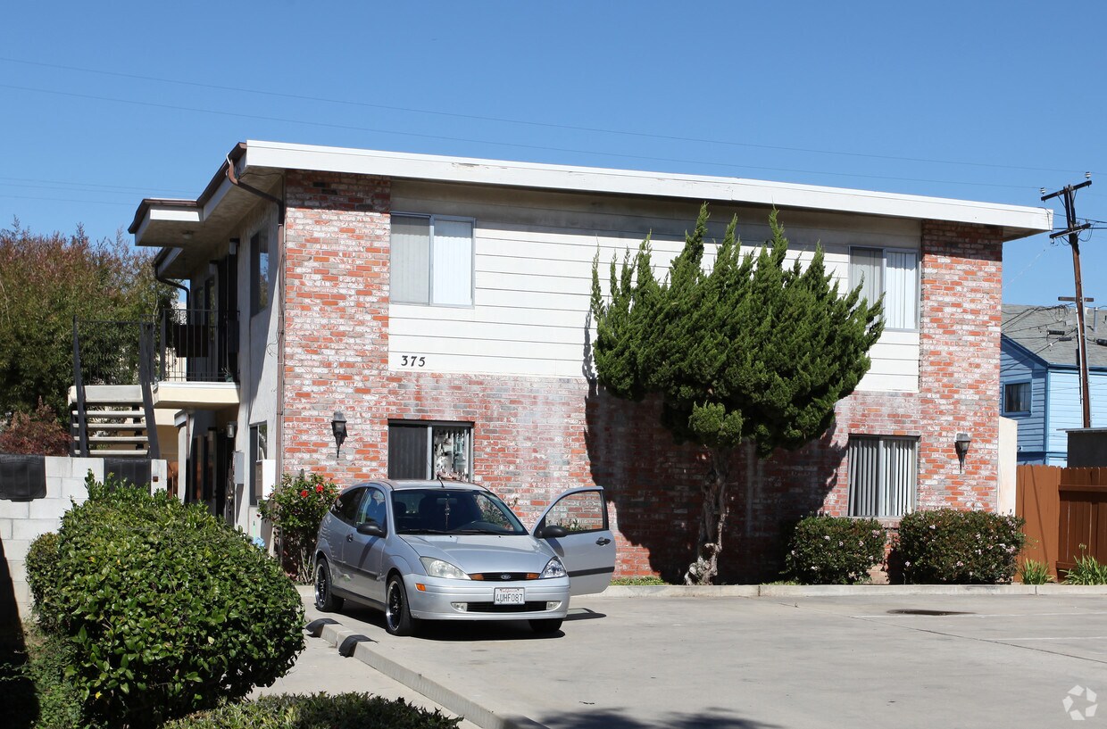 Primary Photo - 375 G St