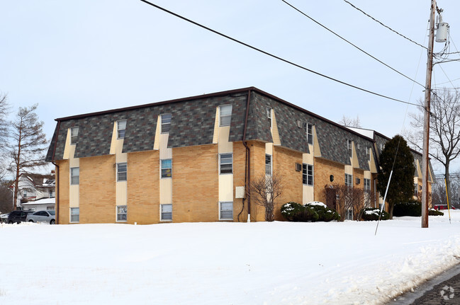 Building Photo - Brianna Place Apartments