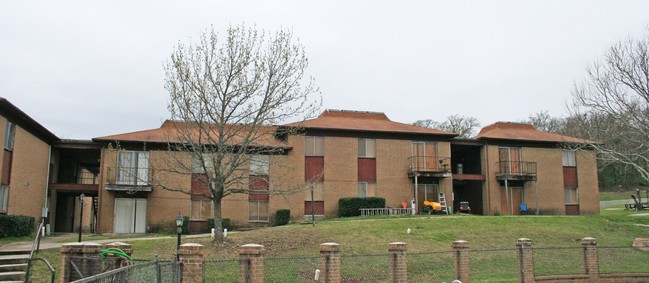 Foto del edificio - Tanglewood Terrace Apartments