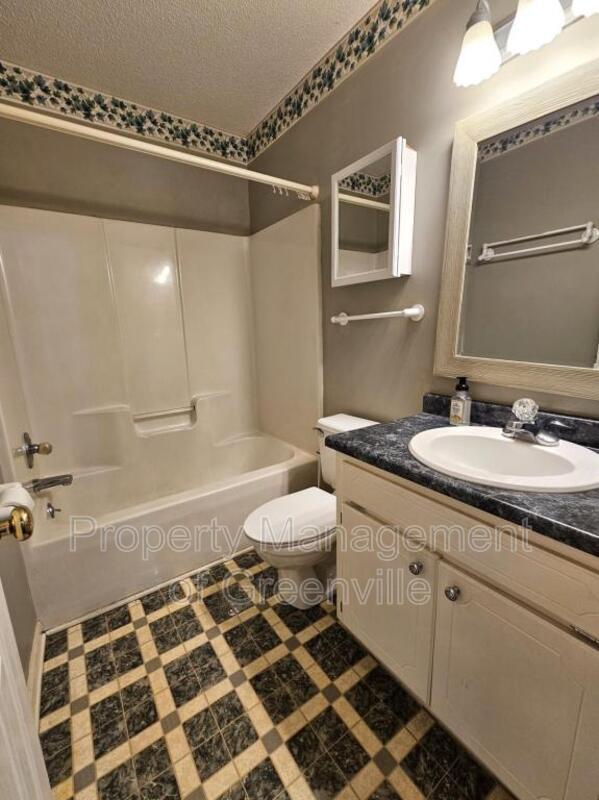 Foto del edificio - 107 Fowler St