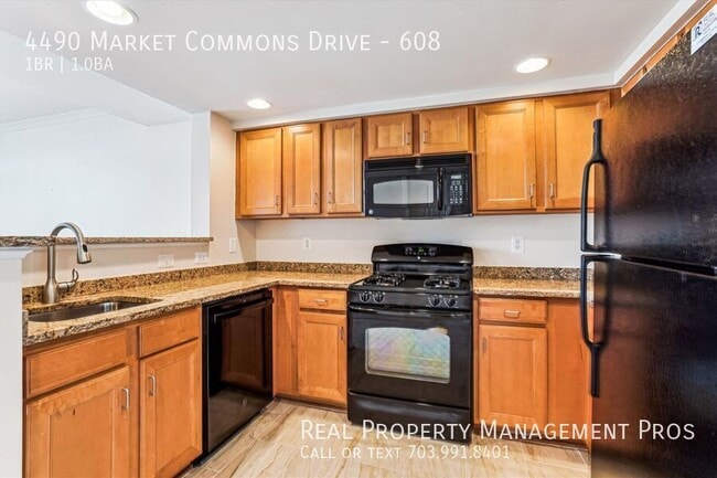 Building Photo - 4490 Market Commons Dr