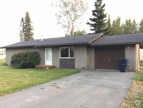 Building Photo - 1007 S Dimond St