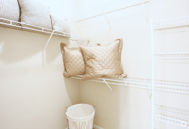 2HAB, 2BA - Stone Ridge Apartments