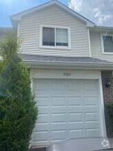 Building Photo - 1105 Cambria Ln S