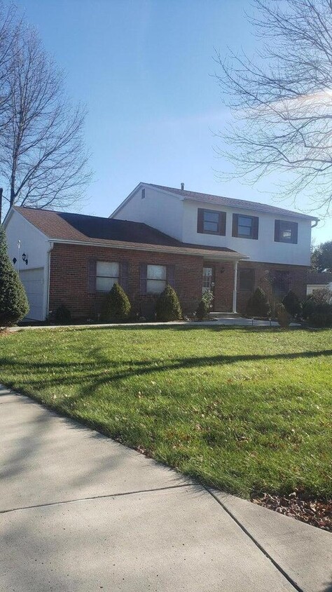 Primary Photo - 2272 Oakhurst Dr