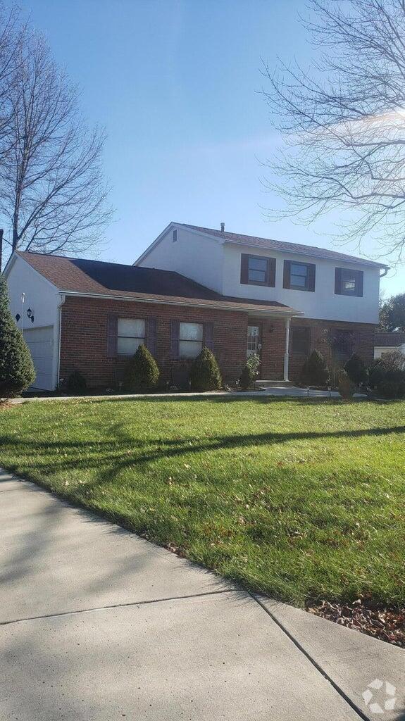 Building Photo - 2272 Oakhurst Dr
