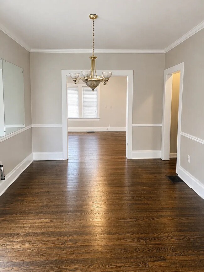 Foto del edificio - Room in House on Cobb St