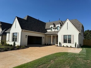 Building Photo - 205 Valleyview Ln