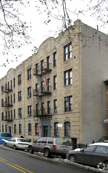 Primary Photo - 321 Bay Ridge Ave