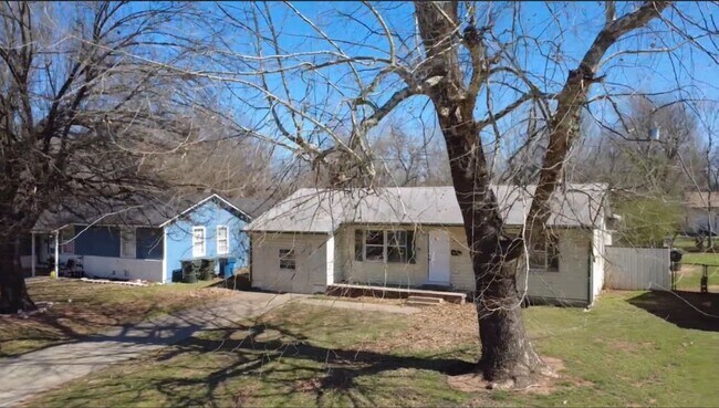 Foto del edificio - 3512 Brookside Dr