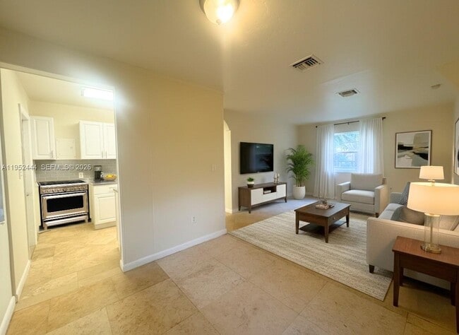 Foto del edificio - 12885 NW 16th Ave