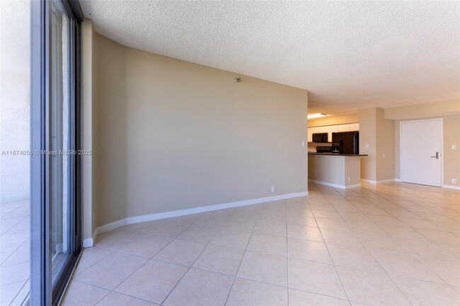 Foto del edificio - 3530 Mystic Pointe Dr