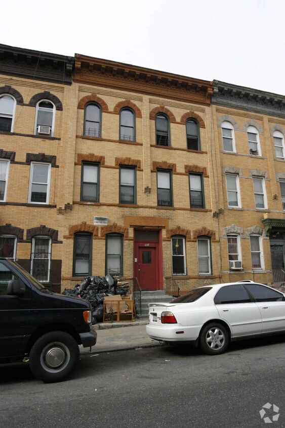 Primary Photo - 283 Linden St