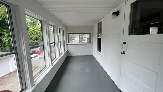 Foto del edificio - 1831 Francis Ave SE