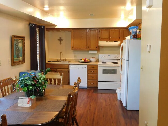 Foto del edificio - Duplex for rent, 2 bedroom, 2 bathroom. 2 ...