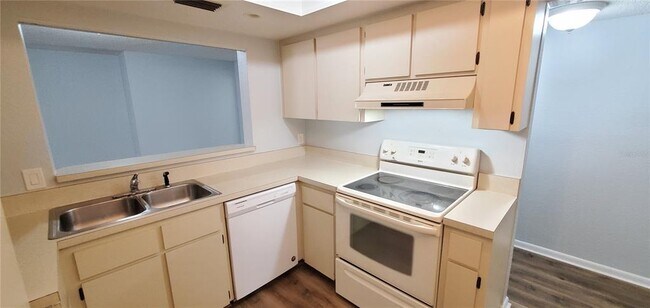 Building Photo - 2756 Orchid Oaks Dr