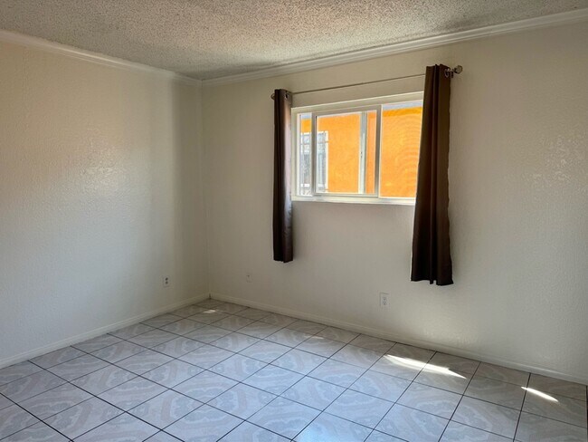 Foto del edificio - 4056 Van Dyke Ave