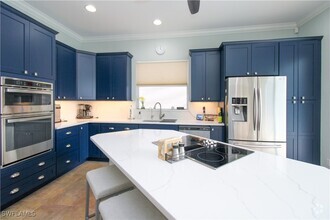 Building Photo - 372 Mallory Ct
