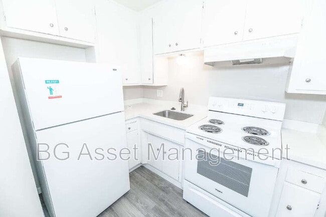 Building Photo - 1928 Ethan Way