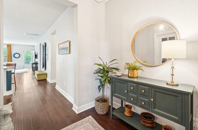 Foto del edificio - 3084 Grand Bay Ln