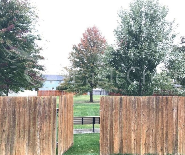 Building Photo - Three Bedroom, Two Bathroom House Located ...