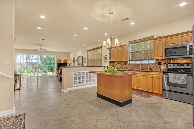 Foto del edificio - 2560 NE 11th St