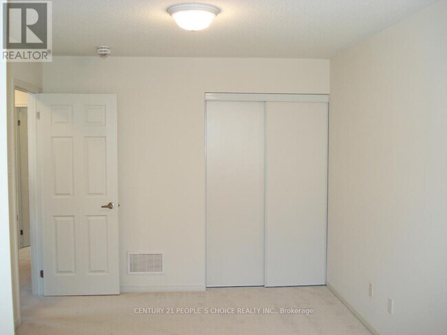 Building Photo - 88 Utopia Way