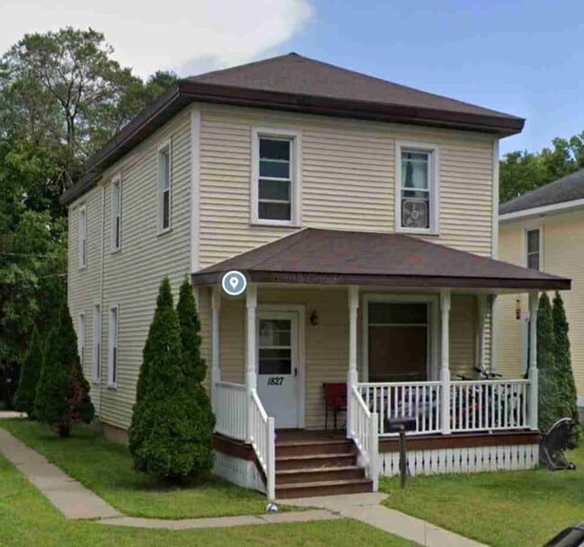 Building Photo - 1827 Bellinger St