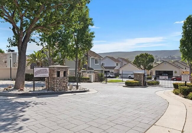 Foto del edificio - 10404 Rancho Carmel Dr