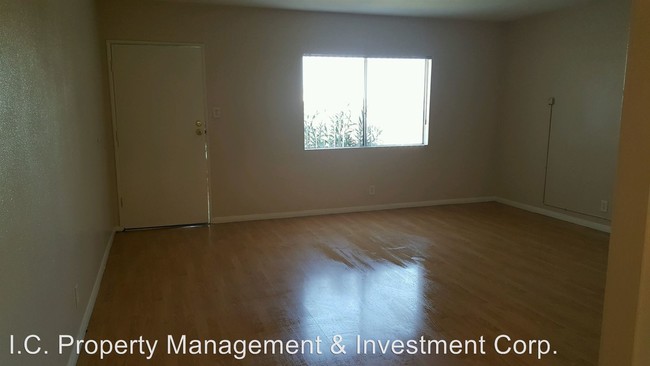 Building Photo - 11467 Sherman Way