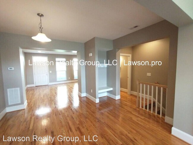 Foto del edificio - 2 br, 2.5 bath House - 3905 Colonial Green...