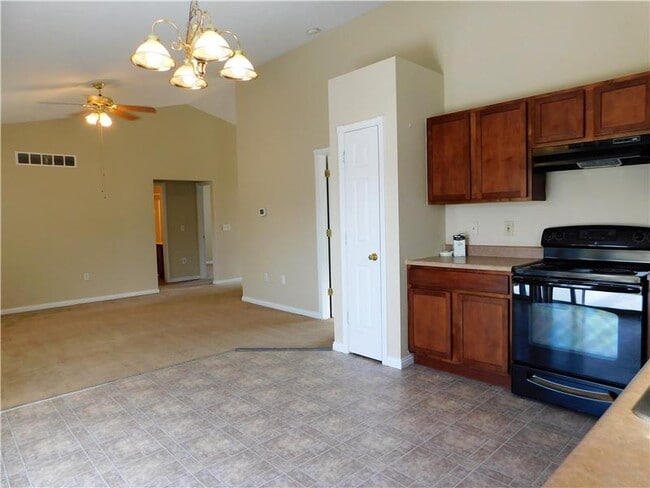 Building Photo - 1206 Carthage Dr